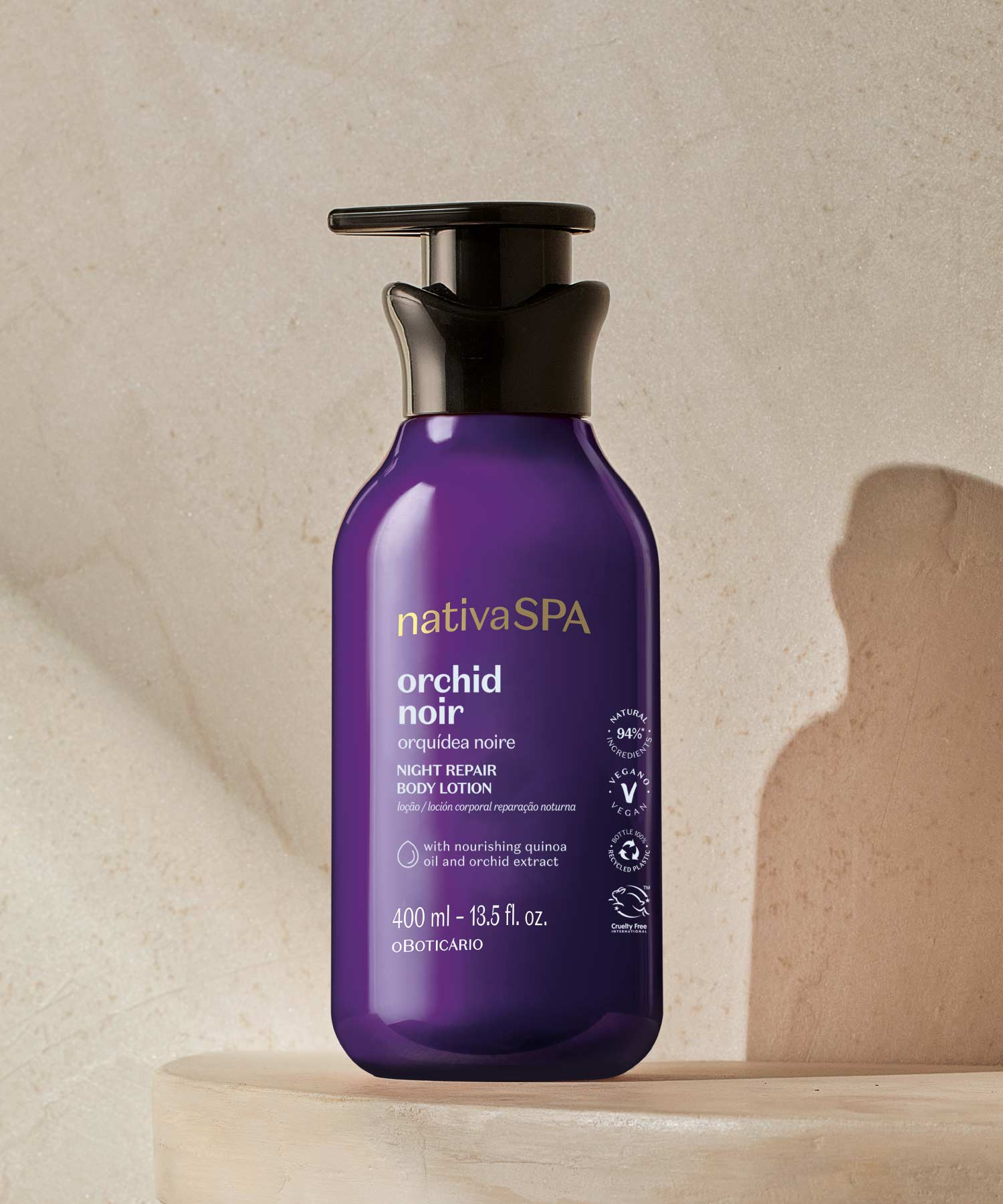 Orquídea NoireAroma floral amadeirado, exótico e sensual que dura toda a noite, deixando a pele perfumada até à manhã seguinte.